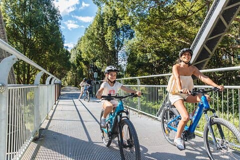 E-bike Rail Trail & Tropical Fruit World Tour : Gold Coast & Byron