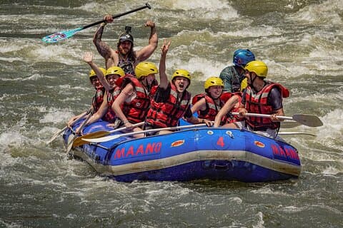 Meio Dia do Zambeze Whitewater Rafting