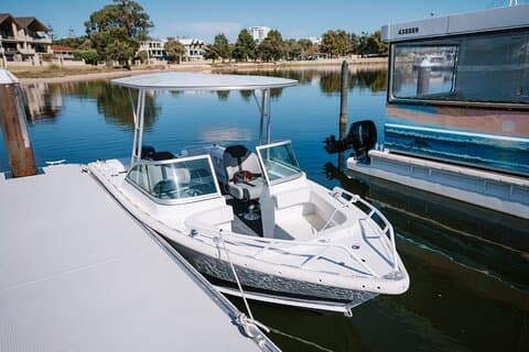 Alquiler de barcos de pesca para 6 personas en Mandurah