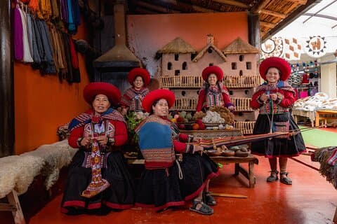 Tour de día completo al Valle Sagrado de los Incas