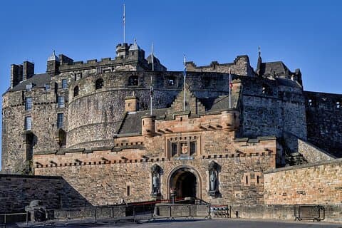 Edinburgh Castle and Royal Mile Guided Tour + Entry Ticket