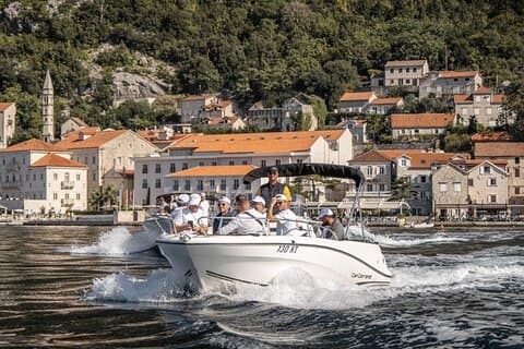 Kotor: Relaxing 3h Tour to Lady of the Rocks and Perast