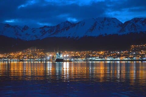 4-Days and 3 Nights Discovery Ushuaia with Airfare from Buenos Aires