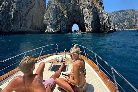 Tour privato in barca a Capri da Positano
