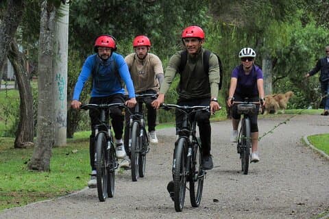 Cuenca Bike Tour with Coffee and Appetizer