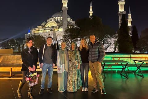 Notte di cibo turco e Rooftop Experience Istanbul (Tutto incluso)