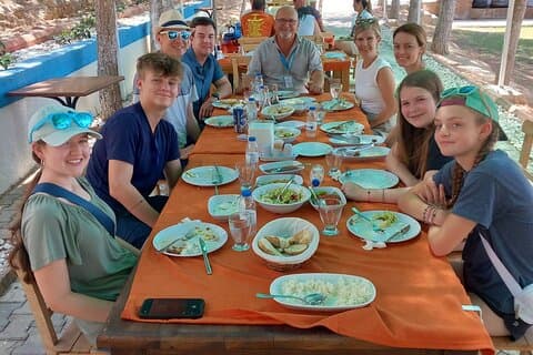 Kuşadası Wandeltocht met kleine groep met Turkse proeverijen