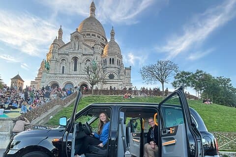 Tour privato di Parigi in un classico taxi elettrico di Londra