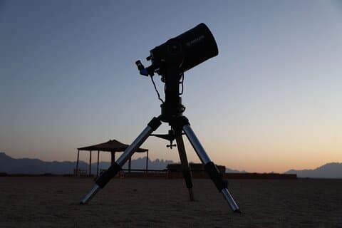 Avventura safari con osservazione delle stelle in jeep con cena beduina-Hurghada