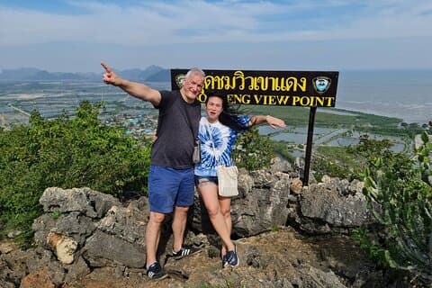 Pranburi Forest Park and Khao Daeng Join Tour from Hua Hin