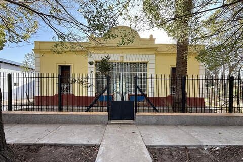 Cata de Vinos Mendoza en Bodega Ciclo Andino con Bocadillos