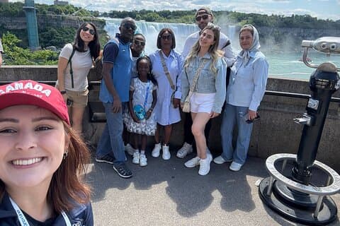 Niagara Falls Walking Tour with Boat Cruise