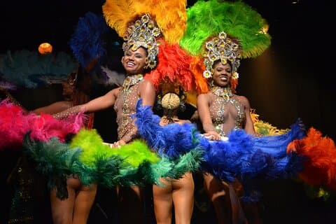 Show de samba com opção de jantar