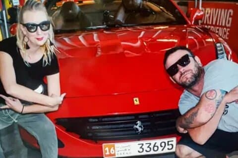 Tour privado por Abu Dabi con Ferrari World Tickets Combo