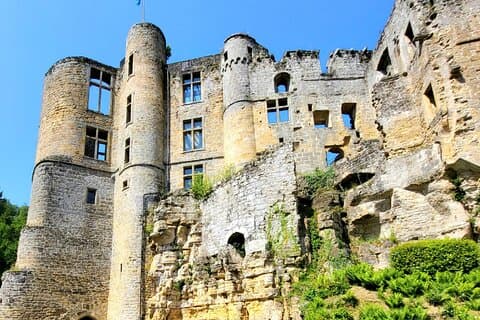 Luxembourg: Moselle Wine & Beaufort Castle Heritage Private Tour