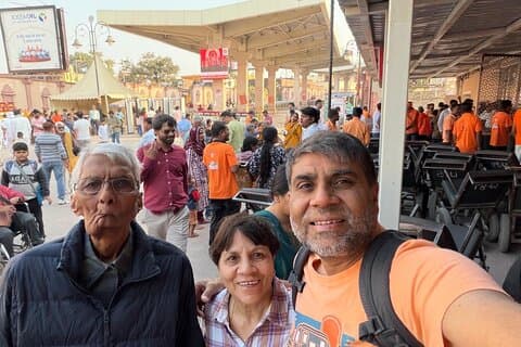 Ayodhya, Varanasi & Prayagraj Spirituelle Tour - Verschiedene Optionen