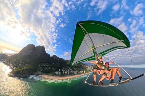 Hanggliding och skärmflygning i Rio de Janeiro