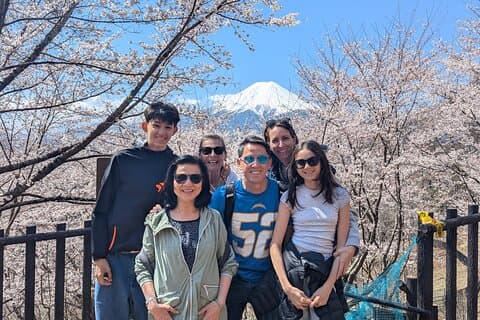 Visite en voiture personnalisée de la gemme cachée du mont Fuji avec Guide et chauffeur autorisés