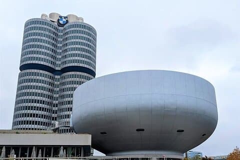 Monaco di Baviera BMW Museum e BMW Welt Tour guidato privato
