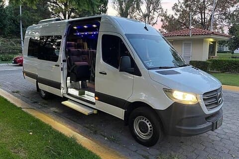Santa Marta Private VIP Transportation to SRM Airport