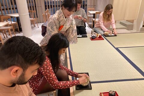 Make Your Own Matcha in Harajuku – 30-Minute Hands-On Experience