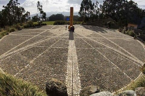 Excursão privada de dia inteiro Otavalo, Quitsato, Cotacachi, Cuicocha