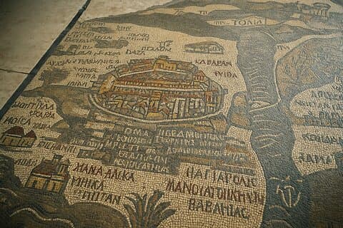Excursión privada de un día completo a Madaba, Nebo y el sitio de bautismo desde Ammán