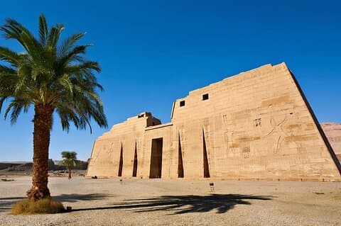 Excursão de meio dia Luxor Valley of Kings & Medinat Habu & Hatshepsu