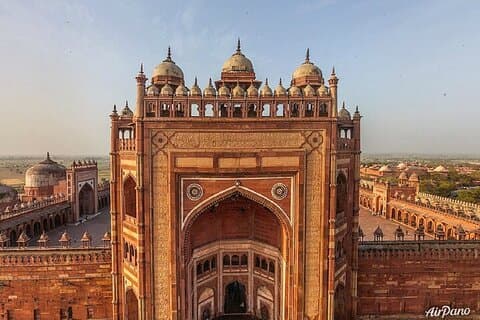 Taj Mahal Agra Fort And Fatehpur Sikri Tour From Agra BY Tuk Tuk