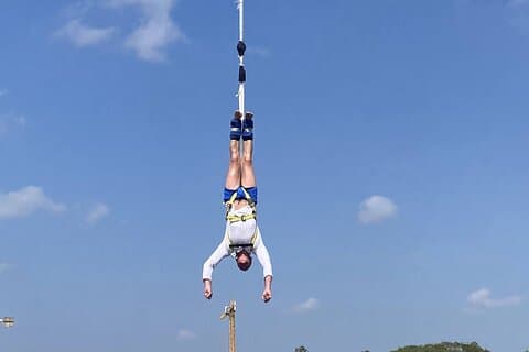 Sanook Park Pattaya Bungee Jump och spänning upplevelse
