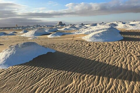Excursion de 2 jours dans le désert blanc et Wadi El Hitan au départ d'Alexandrie