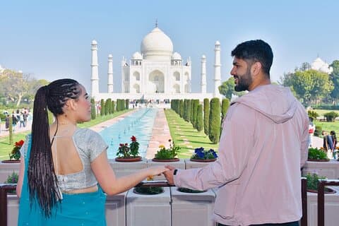 Delhi to Agra Private Day Trip with Sunrise Taj Mahal & Agra Fort