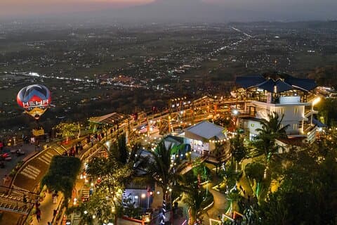Yogyakarta: Bilhete de Entrada HeHa Sky View
