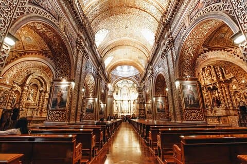 Half-Day Quito City Tour: Cathedral, Compañia Church, Panecillo.