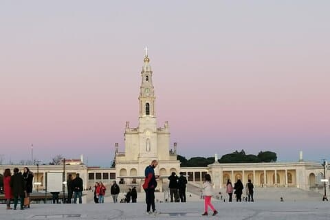 Transfer from Lisbon to Fatima