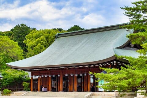 Nara: Origins of Japan’s Imperial Line and Ancient Myths
