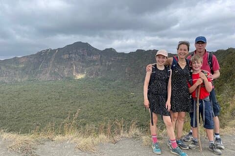 Dagstur : Mt. Longonot vandretur og valgfri Lake Naivasha bådtur