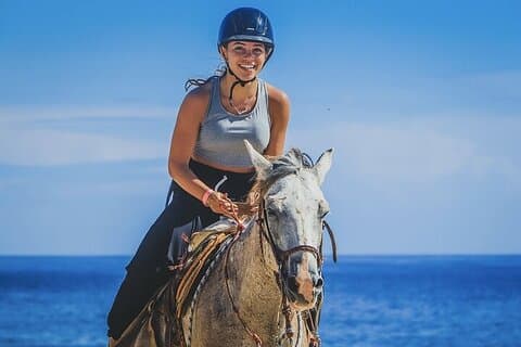 Hurghada Desert and Beach Horse Riding Tour: 2 Hours