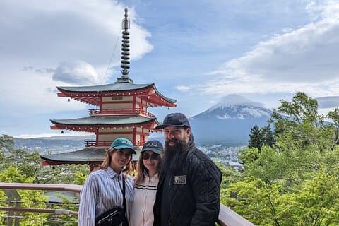 Recorrido en coche personalizado de gemas ocultas de Mt Fuji con guía y conductor con licencia