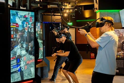 Billet Ultimate Virtual Reality Gaming Park au VAR Live à Phuket
