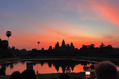 Excursión de un día completo a pie por el campo de Siem Reap con almuerzo picnic