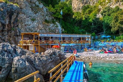 Besuch von Amalfi und Ganztag am Santa Croce Beach mit Transfer
