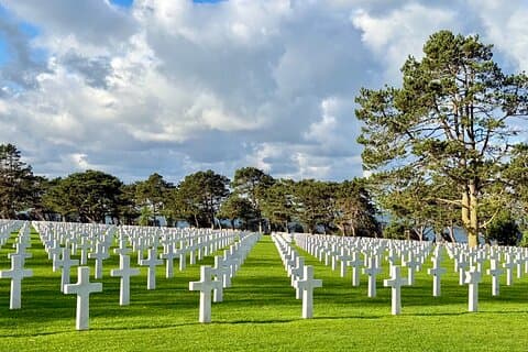 Private Walking Tour of Omaha Beach and American Cemetery