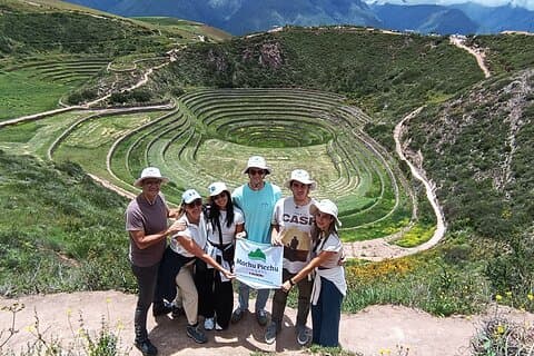 Maras and Moray and Sal Minas VIP Guided Tour in Portuguese