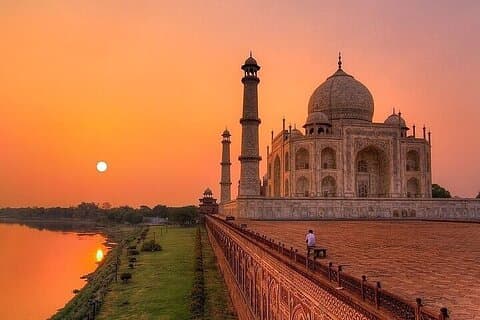 Agra Overnachting Tour Pakketervaring bij de Taj Mahal Sunrise