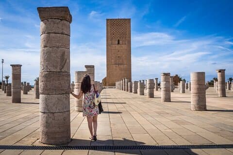 Von Fes private Tour nach Casablanca über Volubilis und Rabat