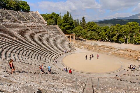 Epidaurus Premier Experience – Legendes & Vrije tijd
