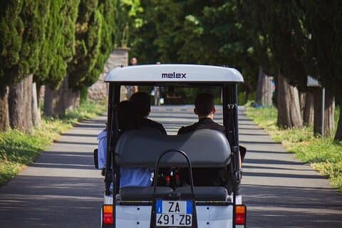 Privétour naar verborgen schatten in Rome per golfkar met ophaalservice