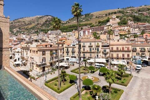 Monreale & Palermo - Between golden mosaics and historic heart