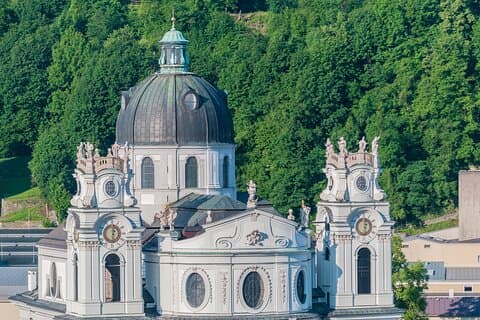 Excursão Familiar Privada em Salzburgo Historic Old Town